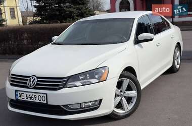 Седан Volkswagen Passat 2015 в Дніпрі