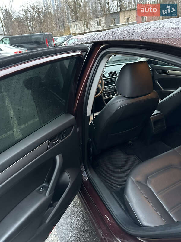 Седан Volkswagen Passat 2014 в Киеве фото 13 Седан Volkswagen Passat 2014 в Киеве