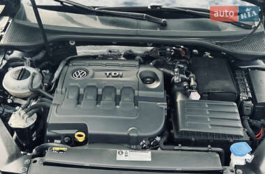 Универсал Volkswagen Passat 2016 в 