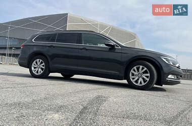 Универсал Volkswagen Passat 2019 в 