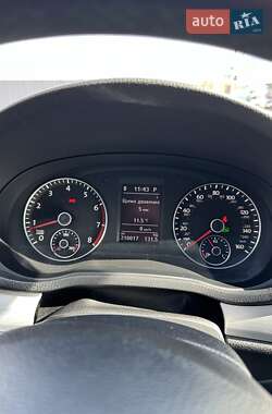 Седан Volkswagen Passat 2013 в 