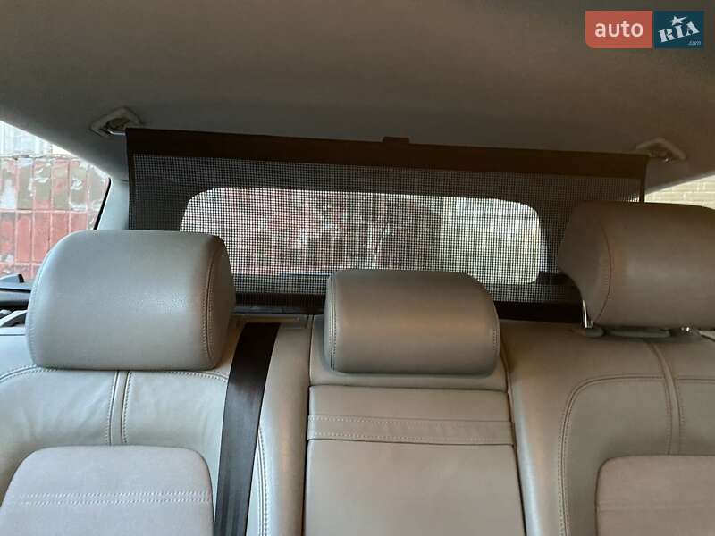 Универсал Volkswagen Passat 2010 в Киеве