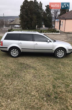 Універсал Volkswagen Passat 2001 в 