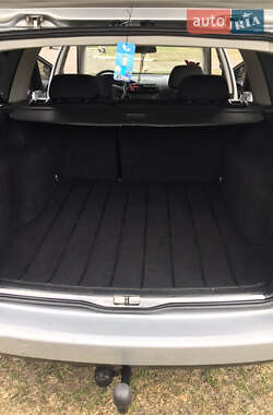 Універсал Volkswagen Passat 2001 в 
