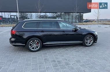 Универсал Volkswagen Passat 2017 в 