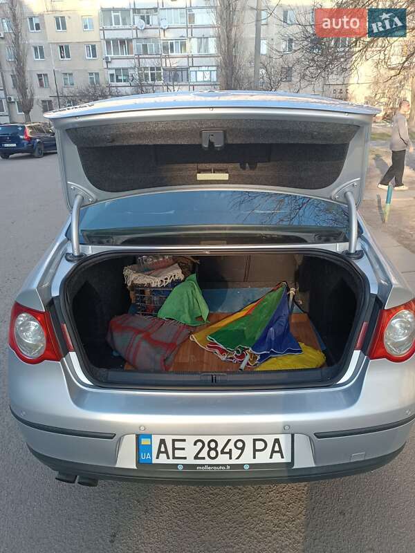 Седан Volkswagen Passat 2006 в Каменском фото 6 Седан Volkswagen Passat 2006 в Каменском