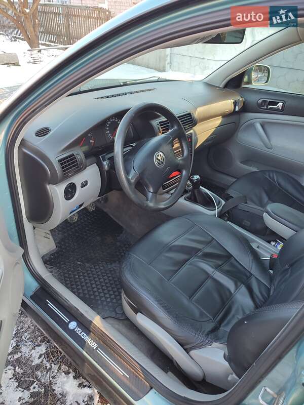 Седан Volkswagen Passat 1997 в Запоріжжі