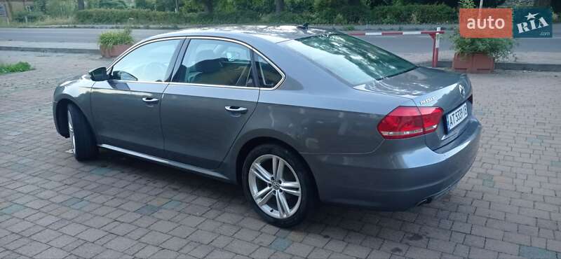 Седан Volkswagen Passat 2014 в Делятині