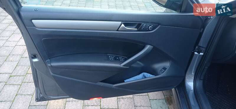 Седан Volkswagen Passat 2014 в Делятині