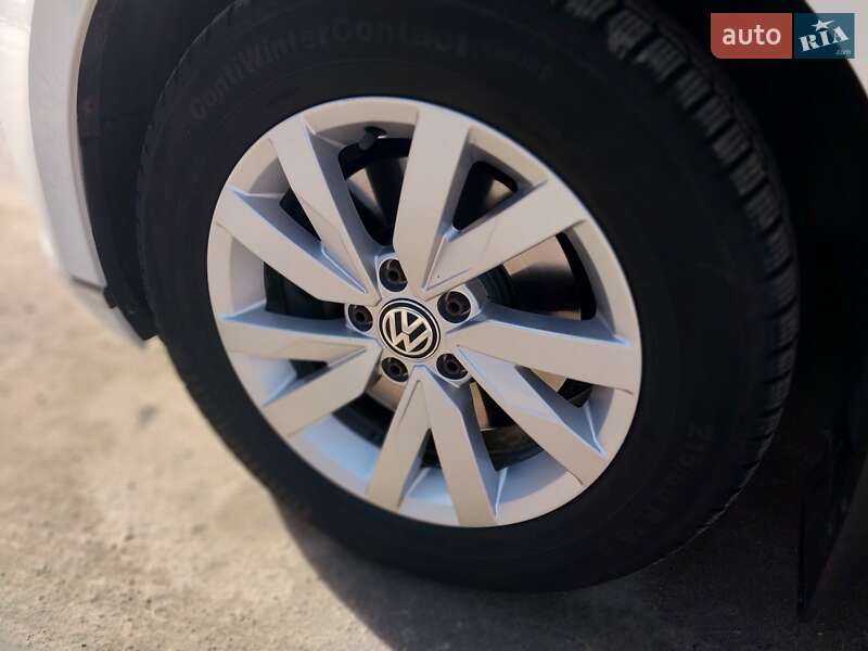 Универсал Volkswagen Passat 2018 в Трускавце