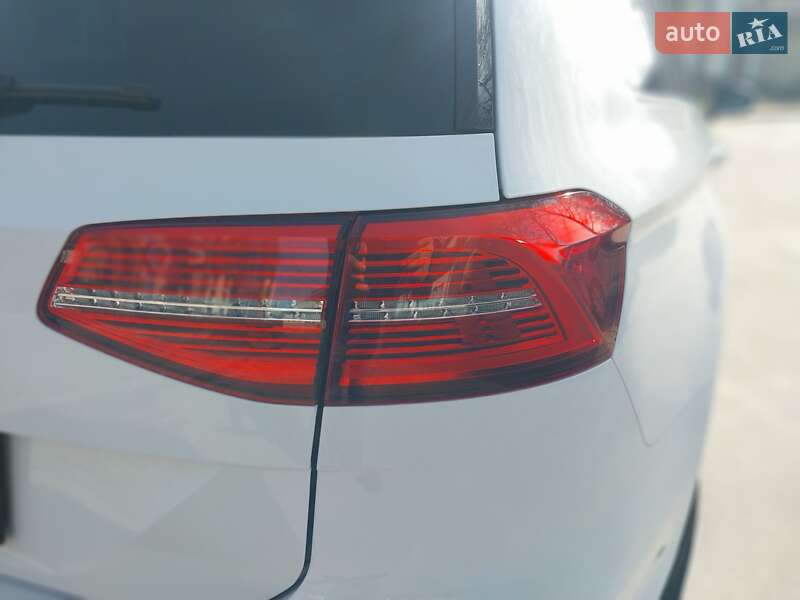 Универсал Volkswagen Passat 2018 в Трускавце