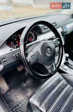 Універсал Volkswagen Passat 2010 в 
