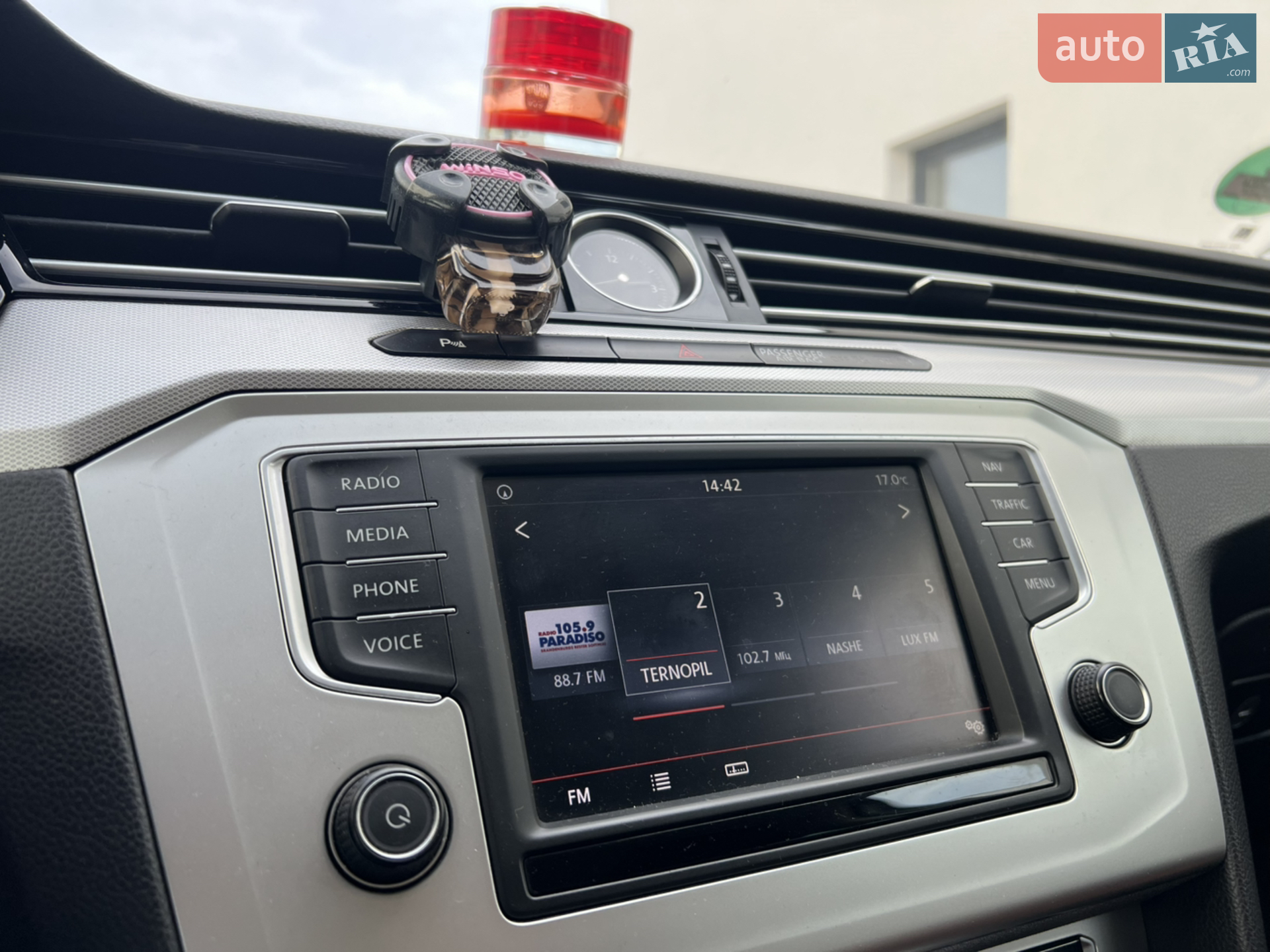 2015 Volkswagen Passat - мініатюра 30