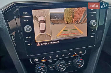 Седан Volkswagen Passat 2016 в 