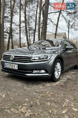 Универсал Volkswagen Passat 2015 в 