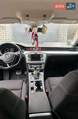 Универсал Volkswagen Passat 2015 в 