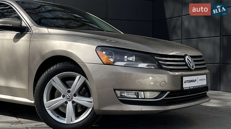 Седан Volkswagen Passat 2014 в Одесі