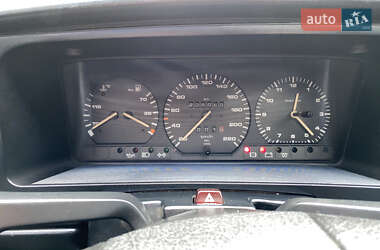 Універсал Volkswagen Passat 1992 в 