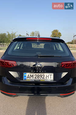 Універсал Volkswagen Passat 2021 в 