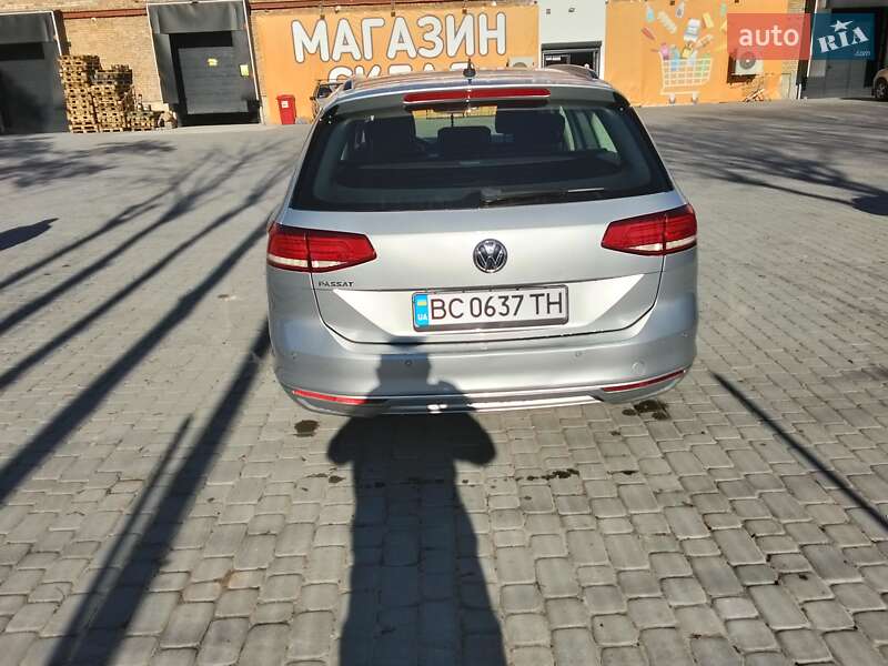 Універсал Volkswagen Passat 2019 в Львові