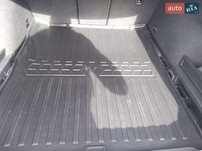 Универсал Volkswagen Passat 2015 в Хмельницком