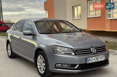 Седан Volkswagen Passat 2011 в Хмельницькому