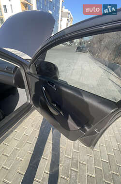 Седан Volkswagen Passat 2005 в 