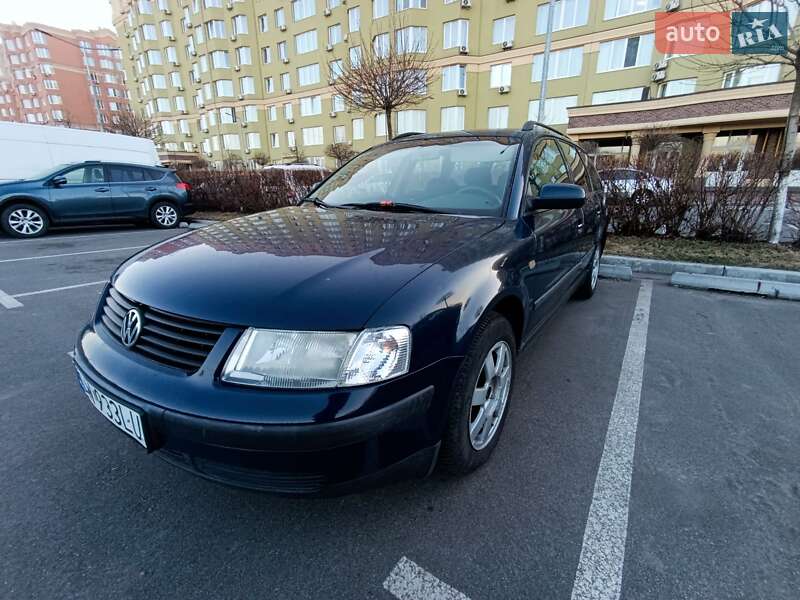 Универсал Volkswagen Passat 2000 в 
