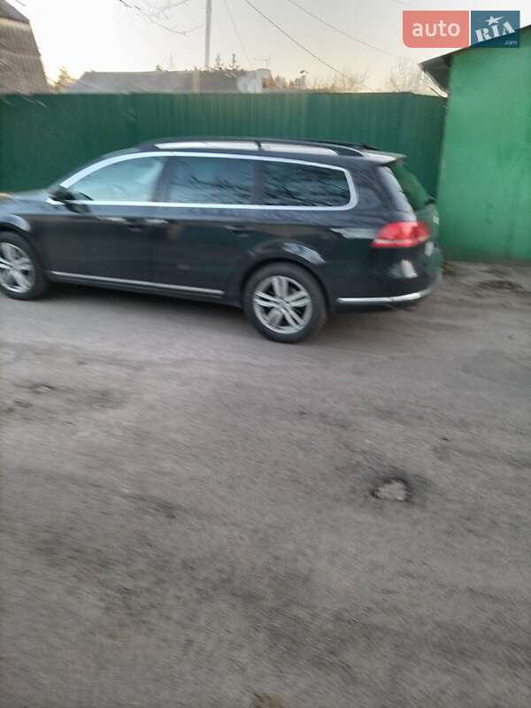 Универсал Volkswagen Passat 2012 в Хмельнике