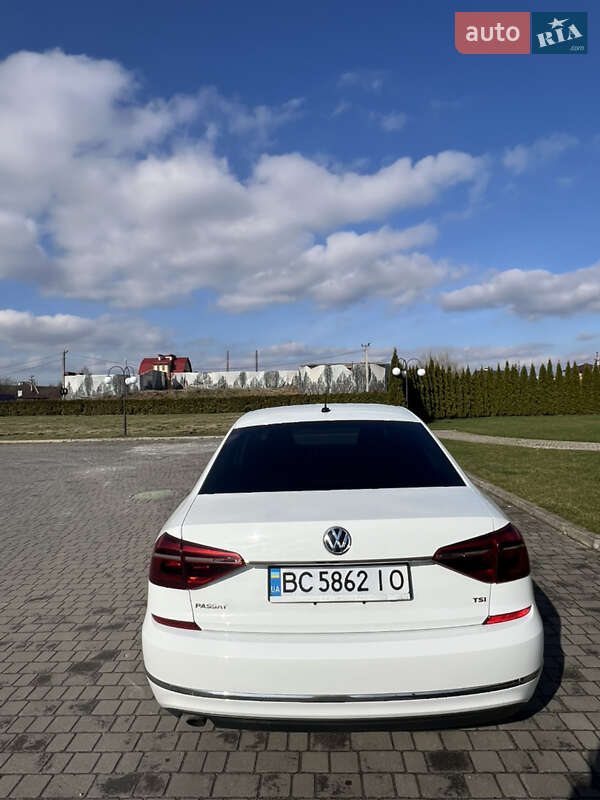 Седан Volkswagen Passat 2016 в Львові