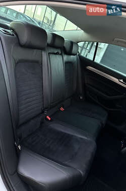 Седан Volkswagen Passat 2019 в 