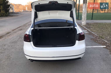 Седан Volkswagen Passat 2015 в 