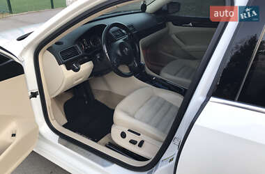 Седан Volkswagen Passat 2015 в 