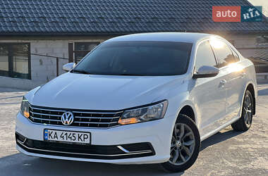 Седан Volkswagen Passat 2015 в 