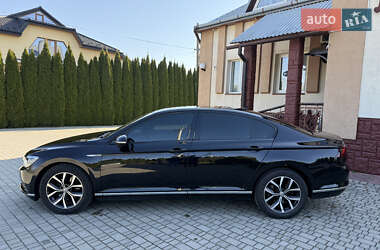 Седан Volkswagen Passat 2016 в 
