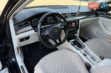 Седан Volkswagen Passat 2016 в 