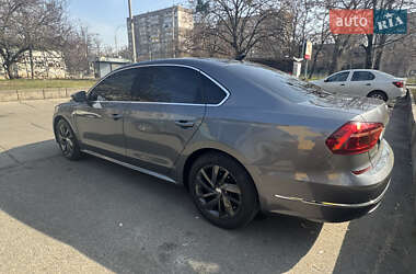Седан Volkswagen Passat 2017 в 