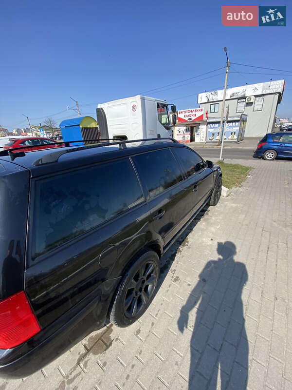 Универсал Volkswagen Passat 2000 в Львове