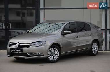 Седан Volkswagen Passat 2014 в 