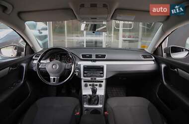 Седан Volkswagen Passat 2014 в 