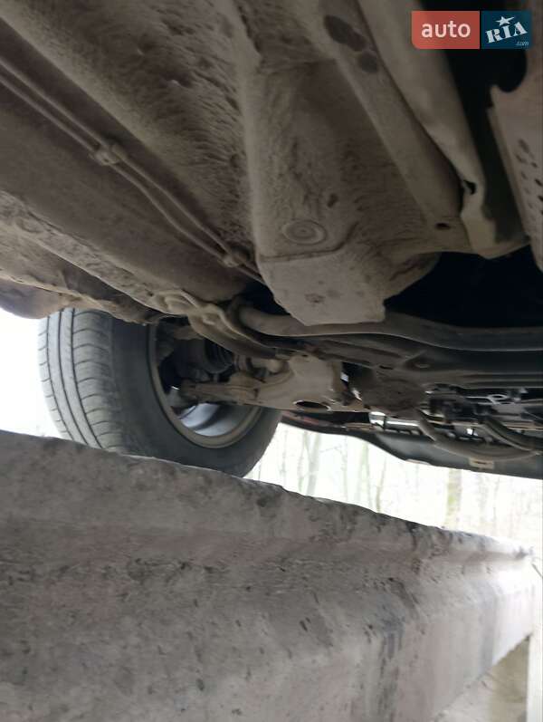 Седан Volkswagen Passat 1989 в Ивано-Франковске