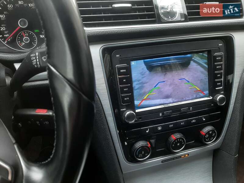 Седан Volkswagen Passat 2012 в Тернополе