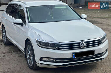 Універсал Volkswagen Passat 2016 в Краматорську