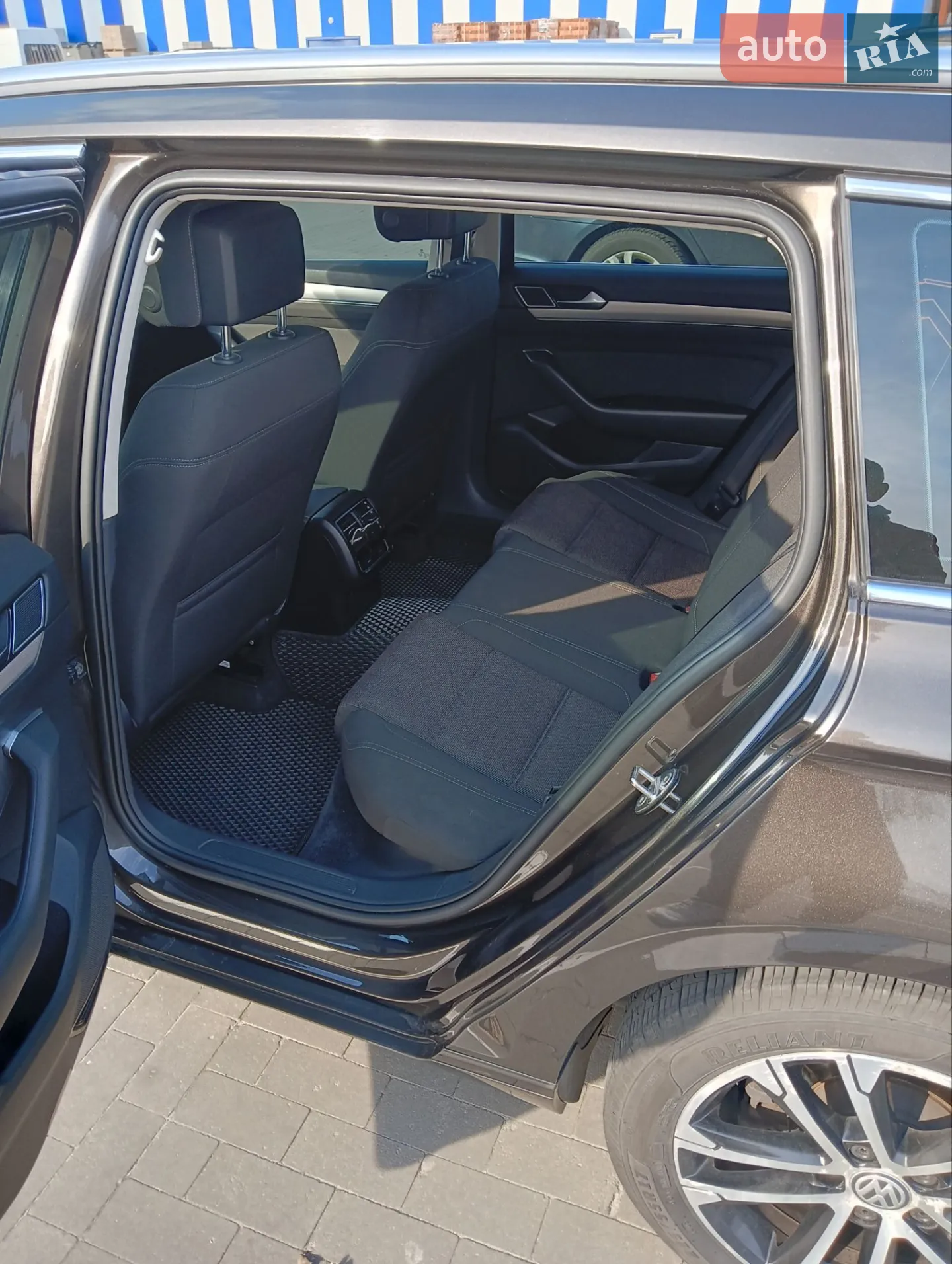 2015 Volkswagen Passat - мініатюра 9