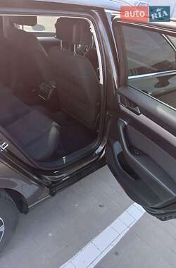 Универсал Volkswagen Passat 2015 в 