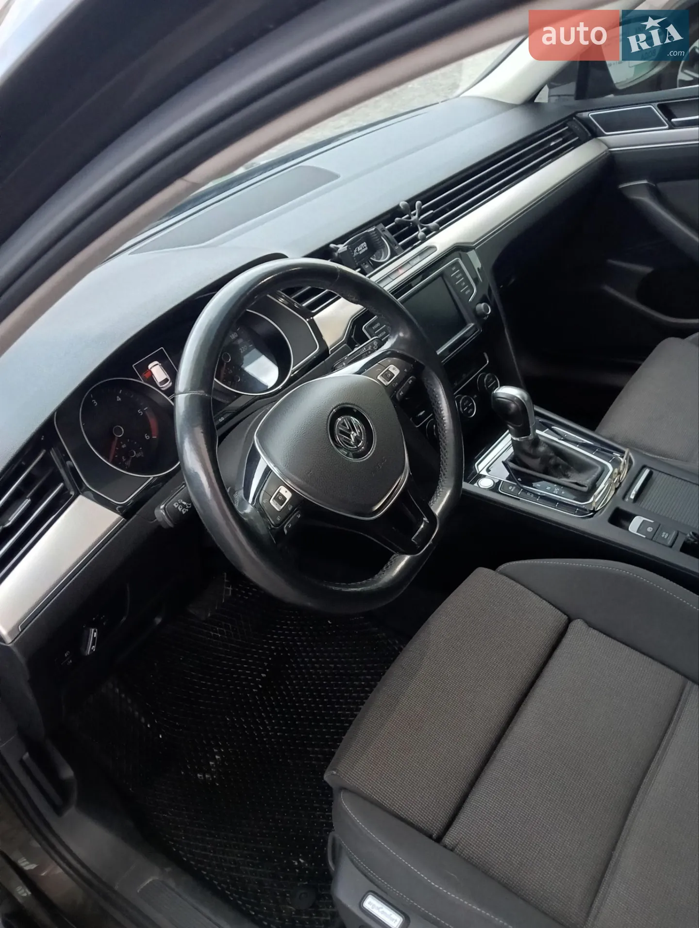 2015 Volkswagen Passat - мініатюра 43