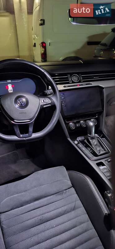 Универсал Volkswagen Passat 2018 в Тернополе