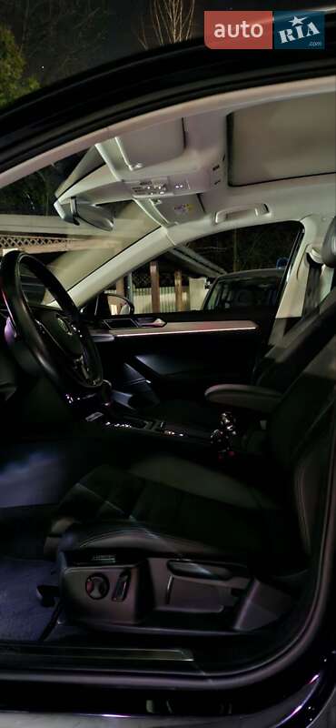 Универсал Volkswagen Passat 2018 в Тернополе