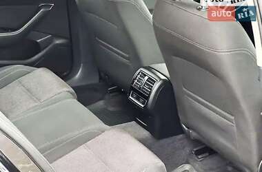 Универсал Volkswagen Passat 2015 в 