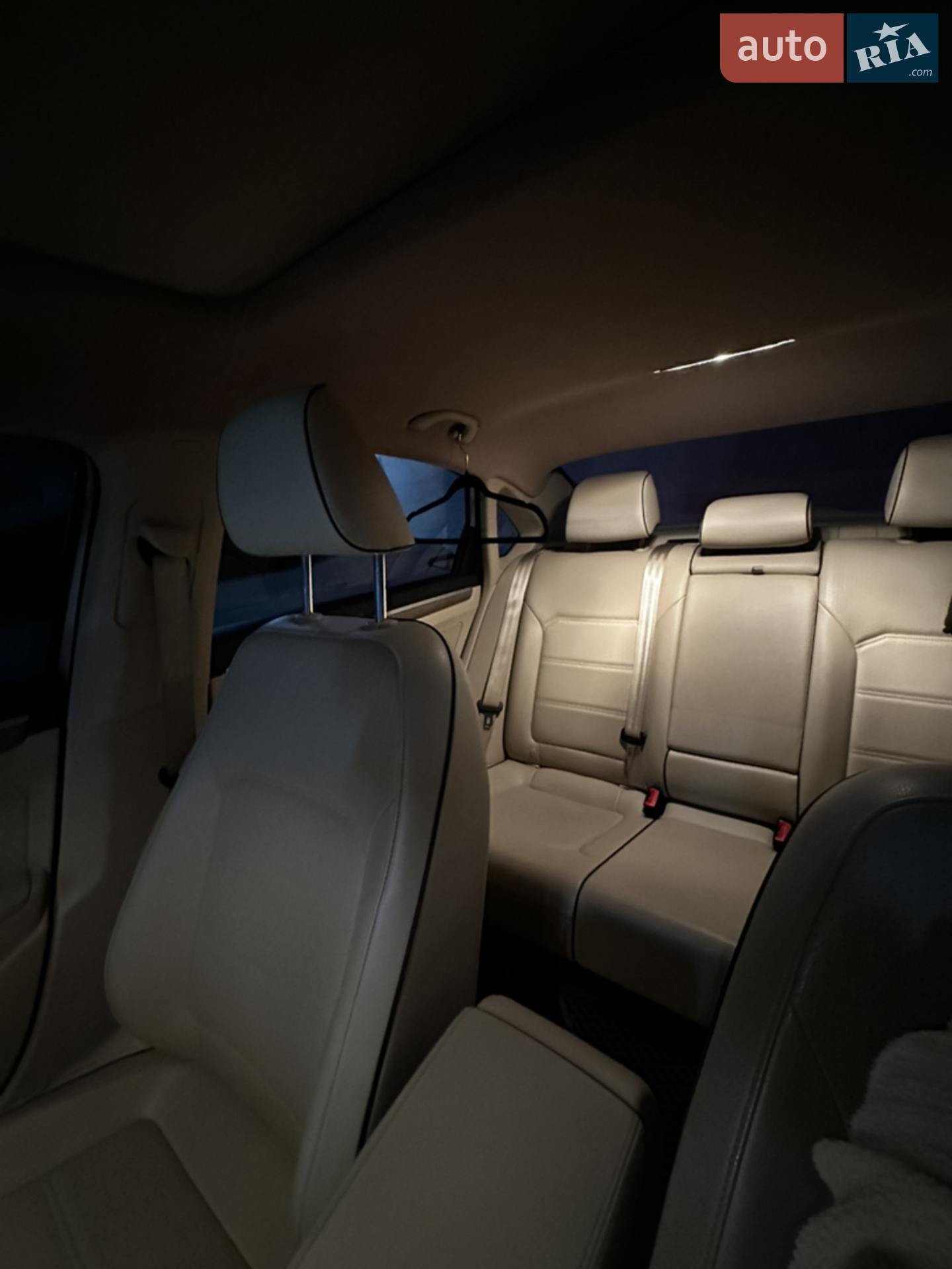 2017 Volkswagen Passat - мініатюра 22